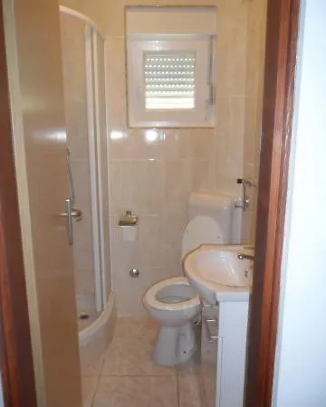 Apartmani Markovic شقة سفيتي بيتار